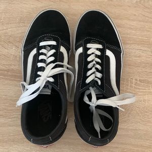 Black vans